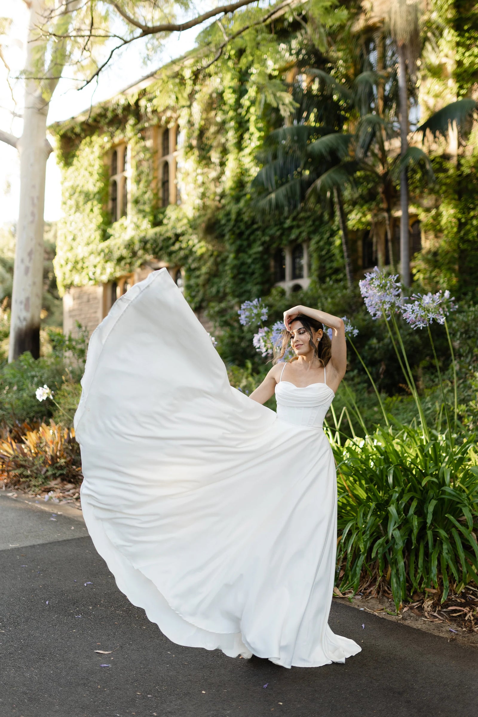 Finding Your Ideal Midi Wedding Dress for the Big Day