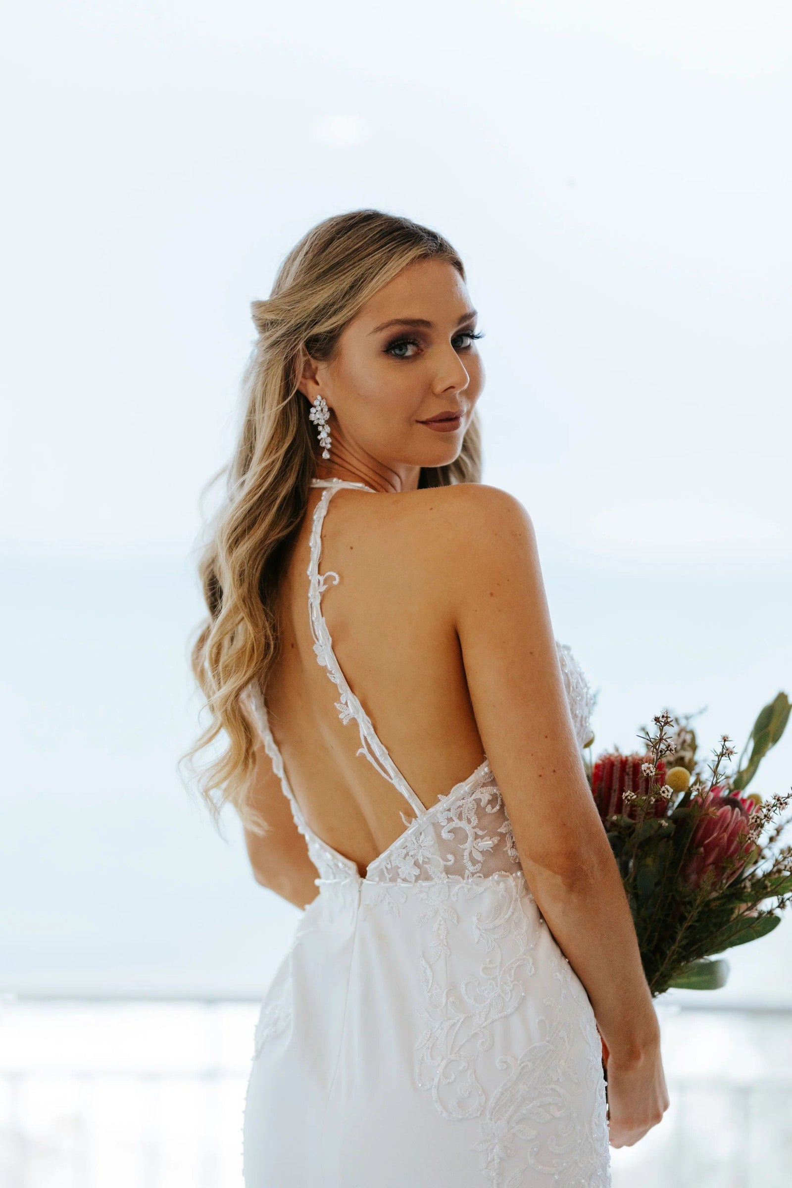How do you pick a wedding party dress?